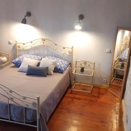 Bed & Breakfast Maison Grandes Avec Cuisine -jardin -terrasse-bbq *